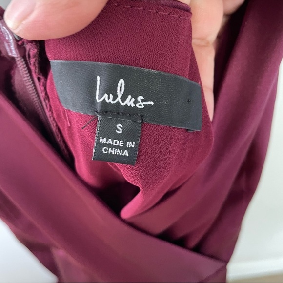 Lulu’s Ode To Love Satin Burgundy Cocktail Wedding Vacation Maxi Dress Size S - Picture 10 of 11